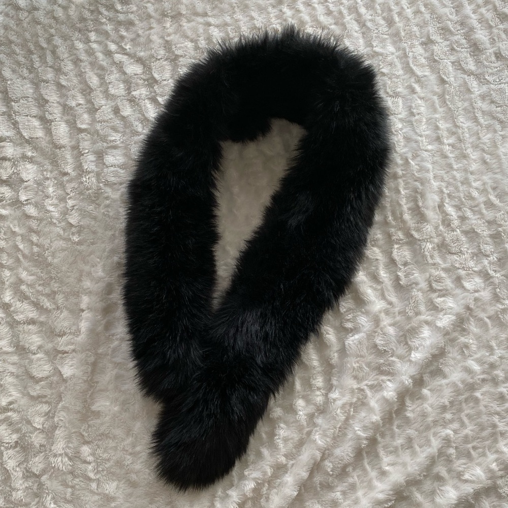 New Ann Taylor Black Faux Luxurious Fur Scarf Wrap